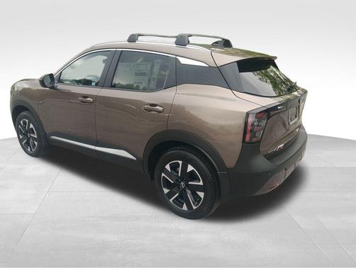 Canyon Bronze Metallic 2026 Nissan Kicks SV