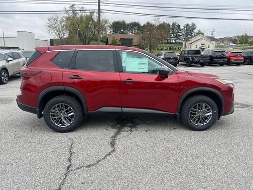 2025 Nissan Rogue S