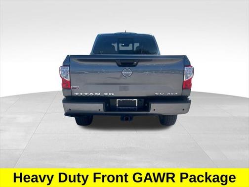 2024 Nissan Titan XD SV