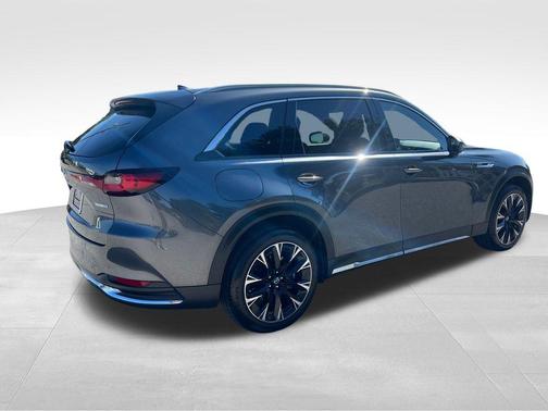2024 Mazda CX-90 PHEV Premium Plus