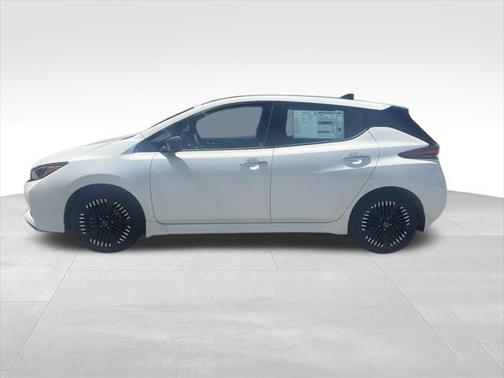 2025 Nissan Leaf SV PLUS