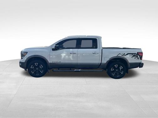 2021 Nissan Titan Platinum Reserve