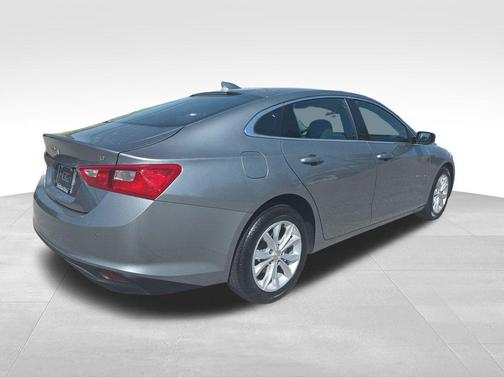 Sterling Gray Metallic 2025 Chevrolet Malibu FWD 1LT