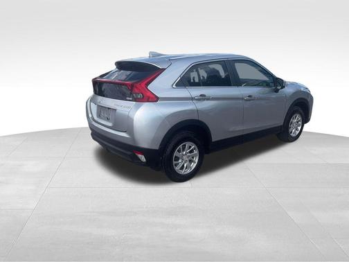 Alloy Silver Metallic 2018 Mitsubishi Eclipse Cross ES