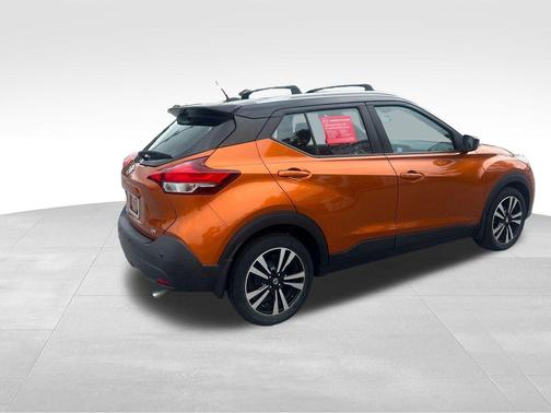 2020 Nissan Kicks SV