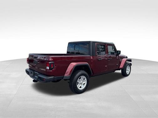 2022 Jeep Gladiator Sport S