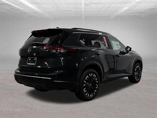 Obsidian Green 2026 Nissan Rogue Dark Armor
