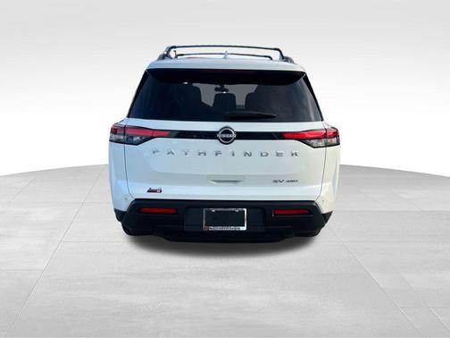 2024 Nissan Pathfinder SV 4WD