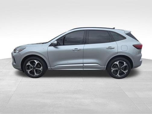 Iconic Silver Metallic 2023 Ford Escape ST-Line Select