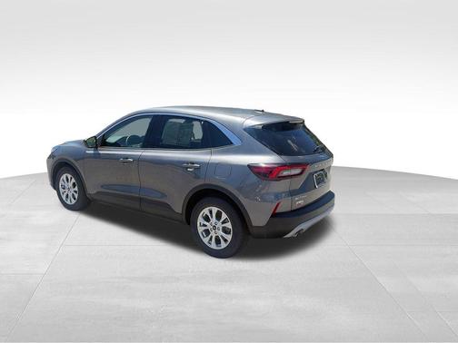 Carbonized Gray Metallic 2023 Ford Escape Active