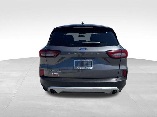 Carbonized Gray Metallic 2023 Ford Escape Active