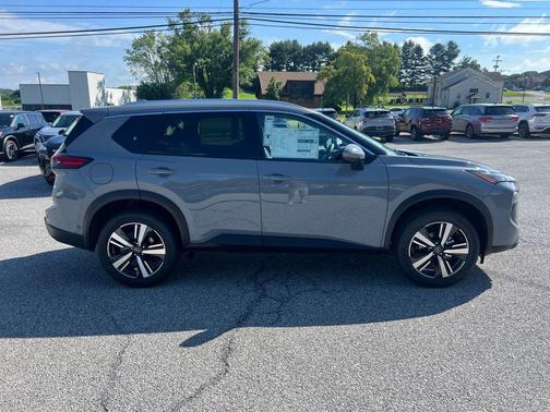 2025 Nissan Rogue SL