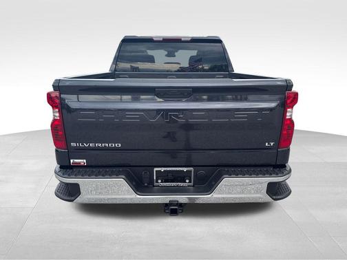 Dark Ash Metallic 2023 Chevrolet Silverado 1500 LT