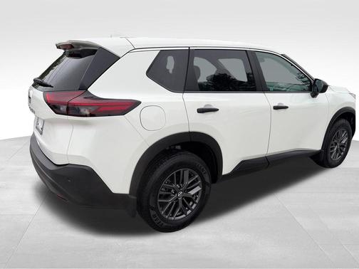 Glacier White 2021 Nissan Rogue S