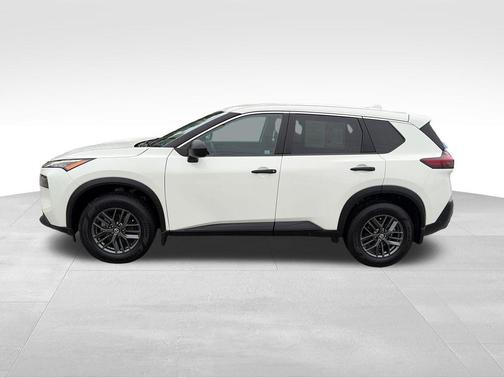 Glacier White 2021 Nissan Rogue S