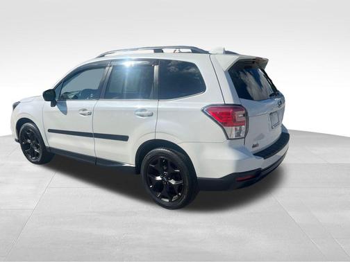 2018 Subaru Forester 2.5i Premium Black Edition