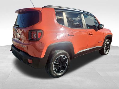 2017 Jeep Renegade Trailhawk