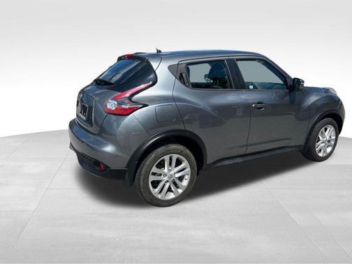 2016 Nissan Juke S