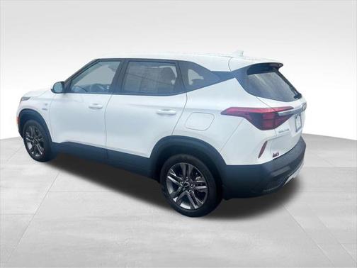 2023 Kia Seltos LX