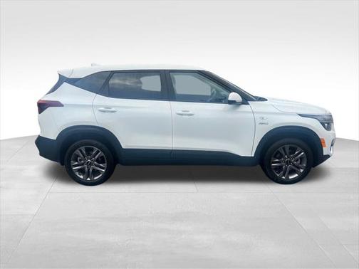 2023 Kia Seltos LX