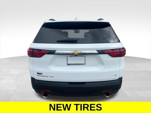 2022 Chevrolet Traverse LT Leather