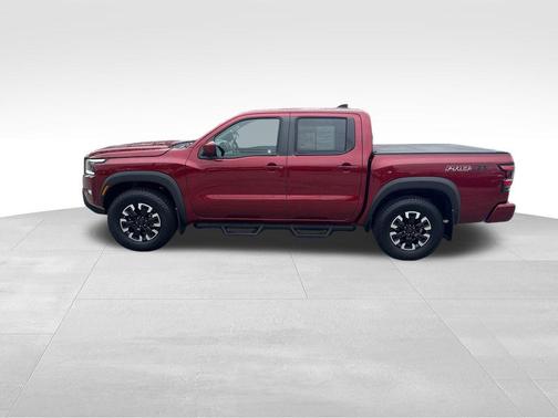 Cardinal Red Metallic Tricoat 2024 Nissan Frontier PRO-4X