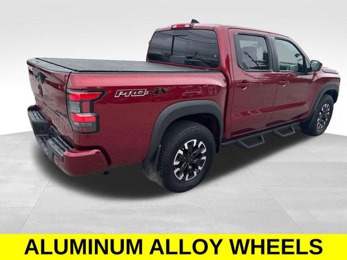Cardinal Red Metallic Tricoat 2024 Nissan Frontier PRO-4X