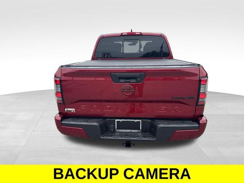 Cardinal Red Metallic Tricoat 2024 Nissan Frontier PRO-4X