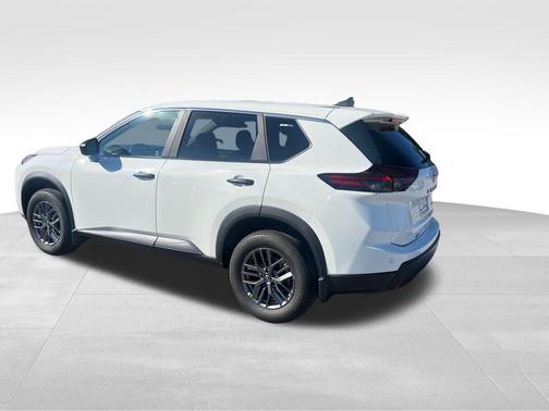 Glacier White 2026 Nissan Rogue S