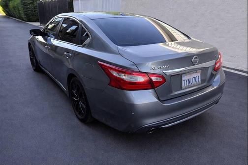 2017 Nissan Altima 2.5 SV