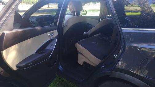 2016 Hyundai SANTA FE SE