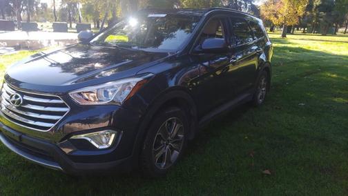 2016 Hyundai SANTA FE SE