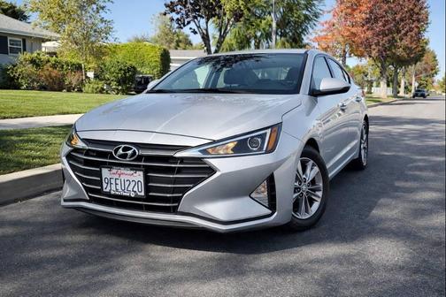 2020 Hyundai ELANTRA SEL