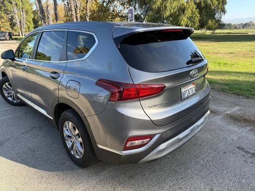 2019 Hyundai SANTA FE SE 2.4
