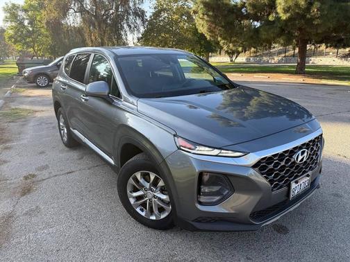 2019 Hyundai SANTA FE SE 2.4