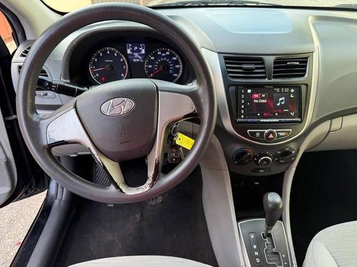 2015 Hyundai Accent GLS