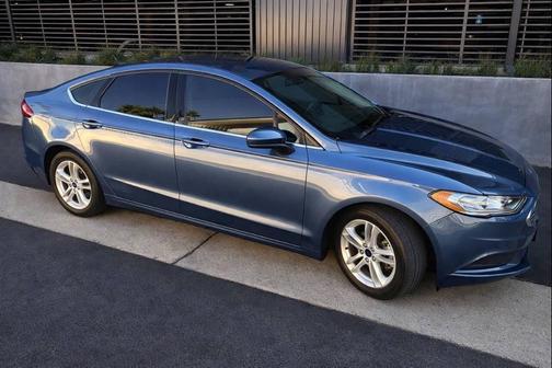 Blue 2018 Ford Fusion SE
