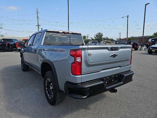 2024 Chevrolet Silverado 1500 ZR2