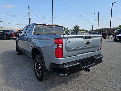 2024 Chevrolet Silverado 1500 ZR2