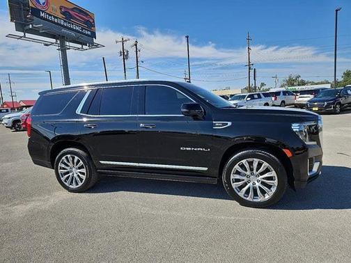 2022 GMC Yukon Denali