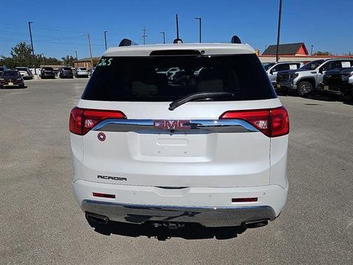 2019 GMC Acadia Denali