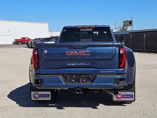 2026 GMC Sierra 3500 Denali