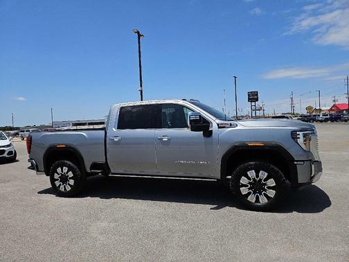 2025 GMC Sierra 2500 Denali