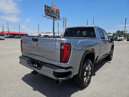 2025 GMC Sierra 2500 Denali