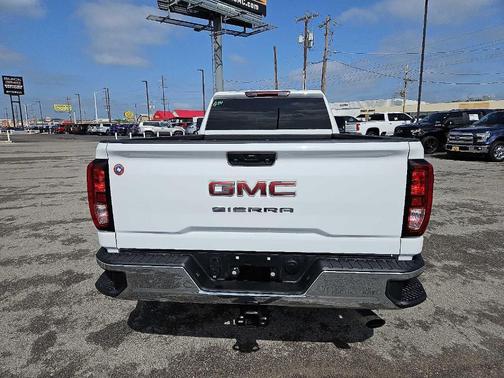 2025 GMC Sierra 2500 Pro