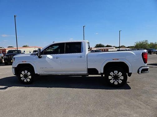 2024 GMC Sierra 2500 Denali