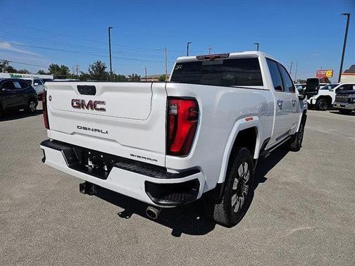 2024 GMC Sierra 2500 Denali