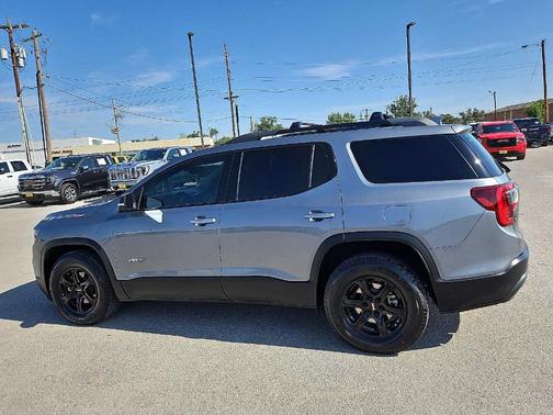 2020 GMC Acadia AT4
