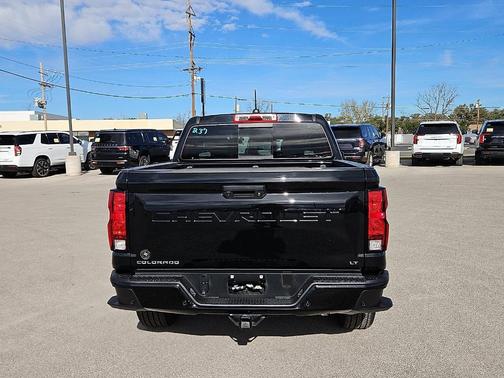 2024 Chevrolet Colorado LT