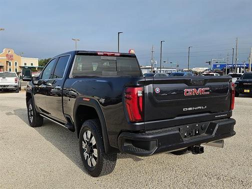 2025 GMC Sierra 2500 Denali